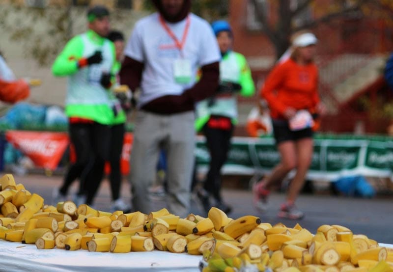 Что есть и пить: правила питания на марафоне и полумарафоне