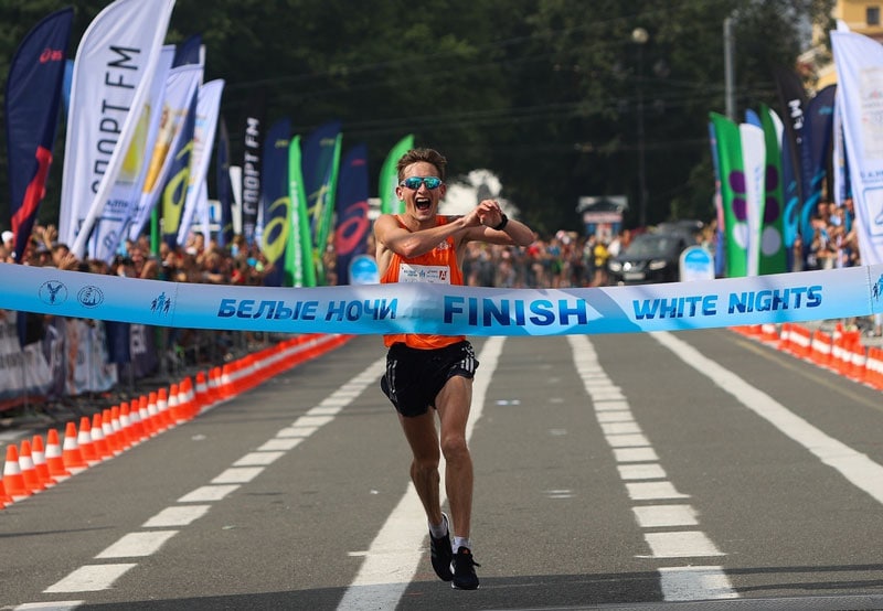 10 правил бега победителя марафона "Белые ночи" 2018 Олега Григорьева