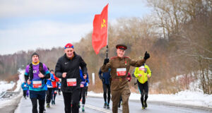 Зимний марафон «Дорога жизни»: гид по легендарному забегу