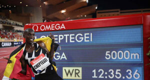 Джошуа Чептегеи – новый рекордсмен в беге на 5 000 метров