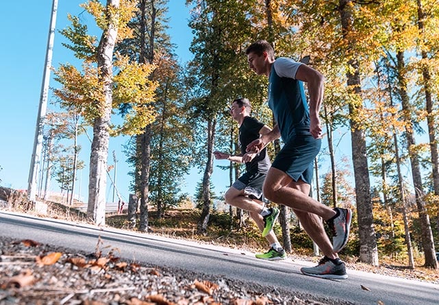 Биатлонисты сборной России о беговых тренировках, кроссовках и мотивации