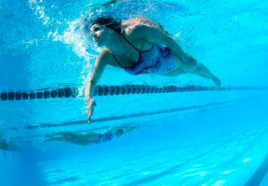 Скорость плавания: средняя, максимальная, мировые рекорды