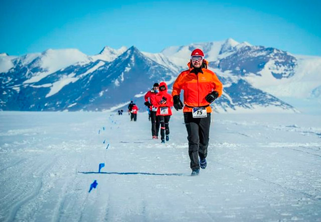 North Pole Marathon и Antarctic Ice Marathon: гид по марафонам на Северном и Южном полюсах