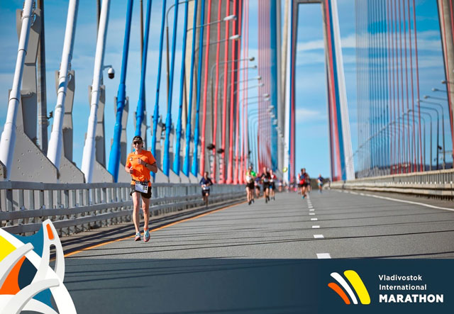 Отчёт с Владивостокского марафона 2022: Виталий Карпенко о пути к марафону и красивом забеге по мостам
