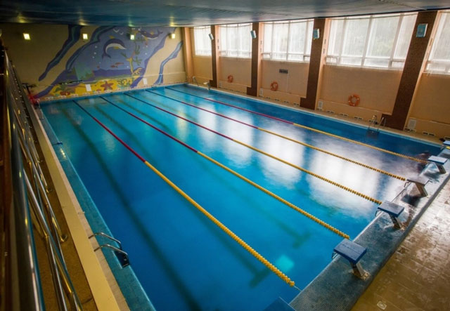 10 лучших бассейнов Новосибирска