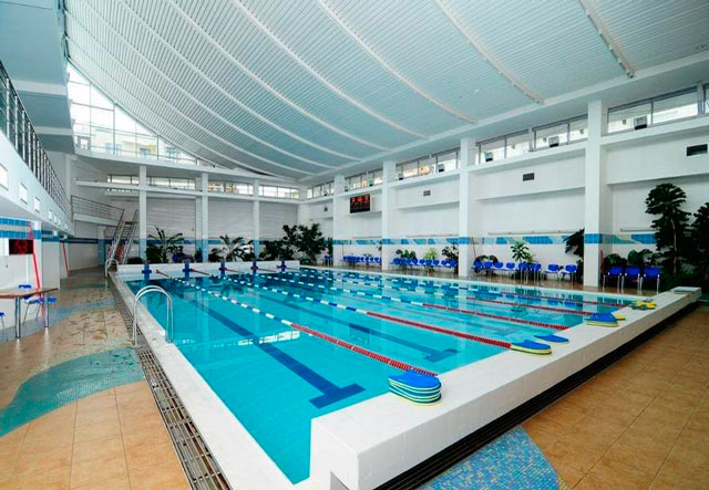 15 лучших бассейнов Санкт-Петербурга